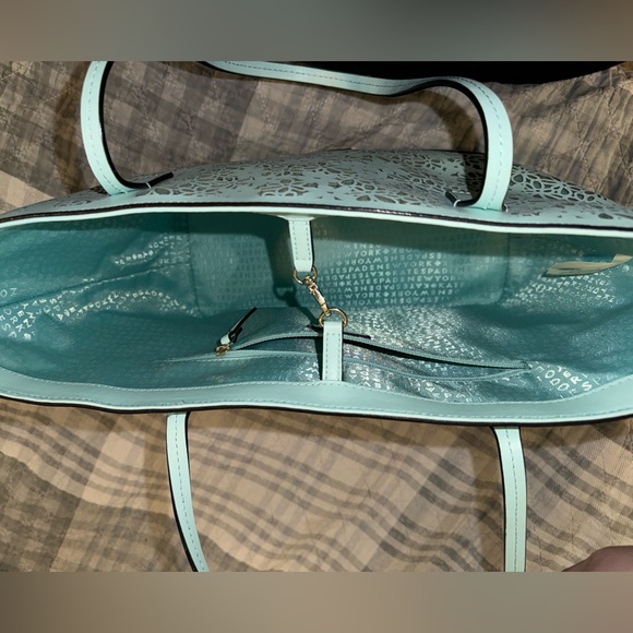EUC Kate Spade Large Tote - Picture 6 of 6